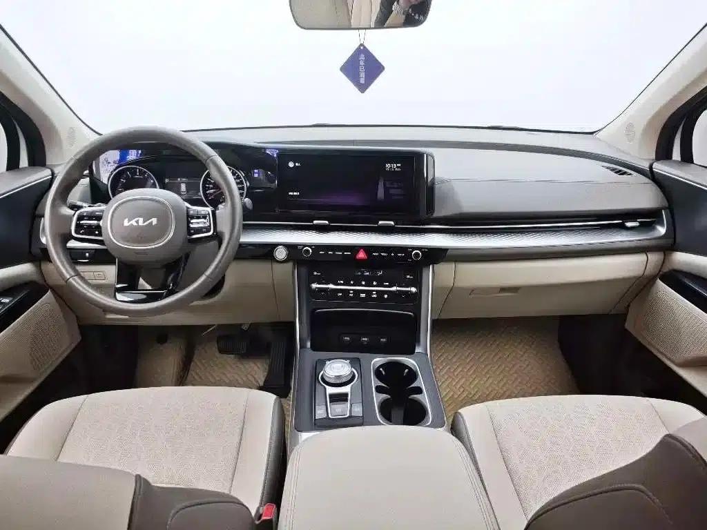 Carnival 2021 2.0T Luxury Edition — миниатюра 5