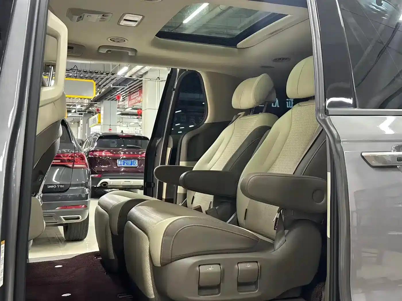 Carnival 2021 2.0T Flagship Edition — миниатюра 3