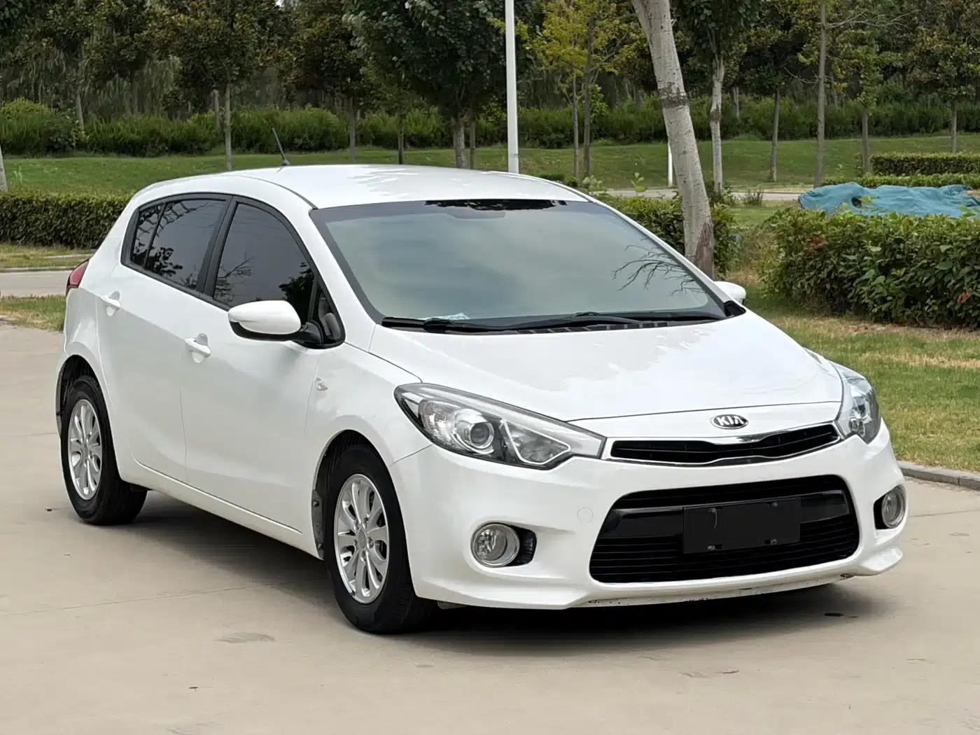 Kia K3S 2014 1.6L Automatic GL — миниатюра 3