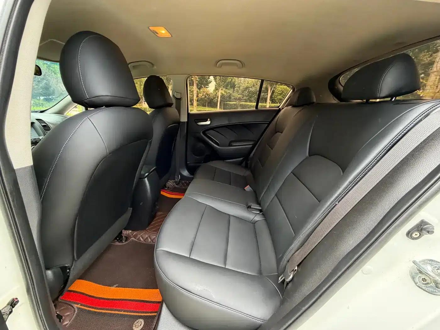 Kia K3S 2014 1.6L Automatic GL — миниатюра 6