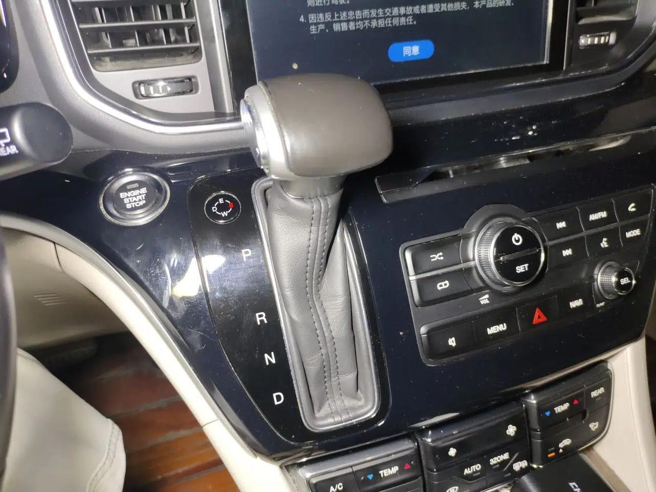 GAC Trumpchi M8 2018 320T Luxury Edition — миниатюра 14