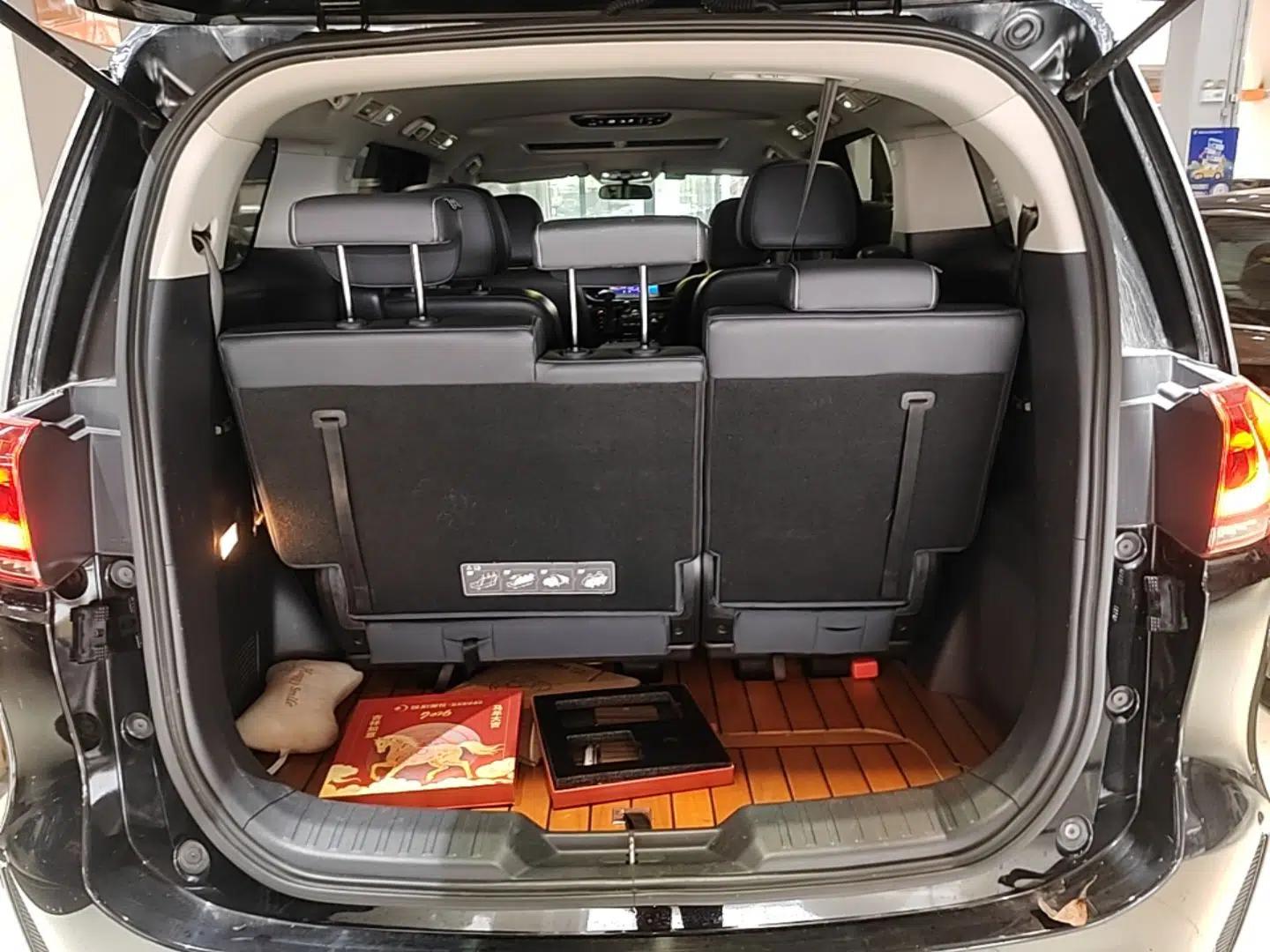 GAC Trumpchi M8 2020 Flagship Model 390T Deluxe Edition — миниатюра 27