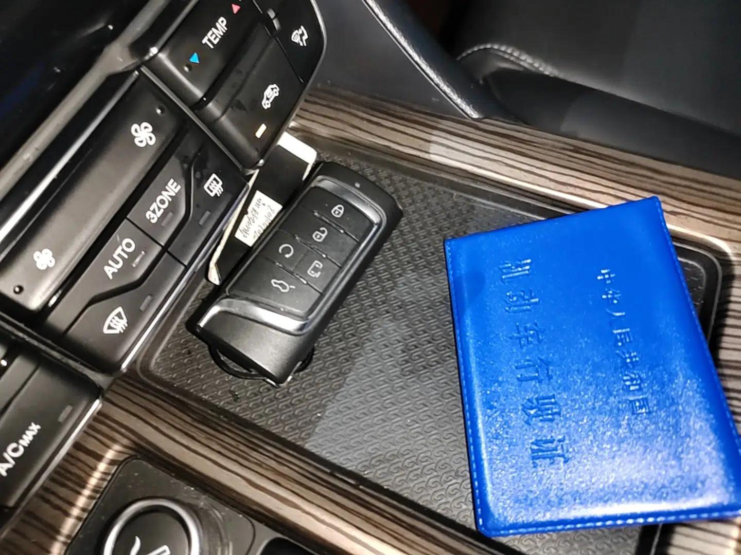 GAC Trumpchi M8 2020 Flagship Model 390T Deluxe Edition — миниатюра 28