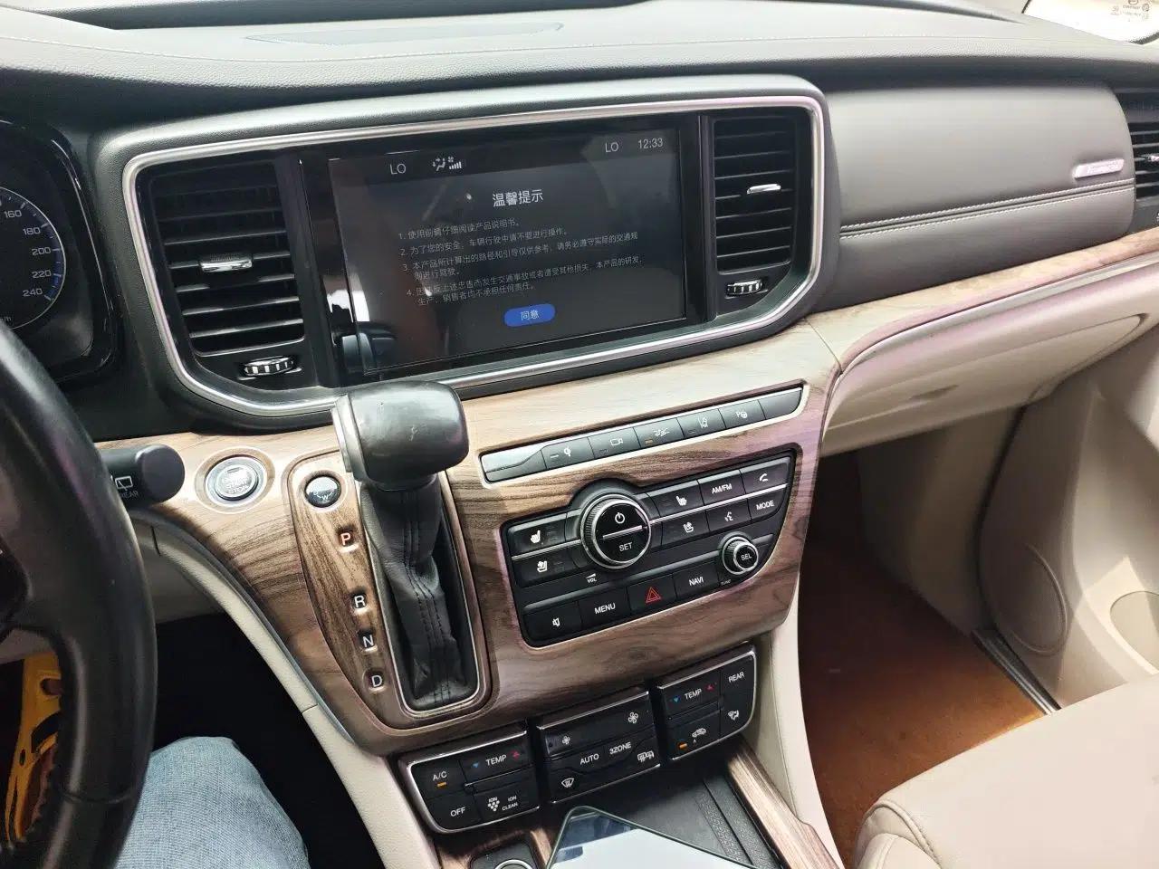GAC Trumpchi M8 2018 320T Flagship Edition — миниатюра 13