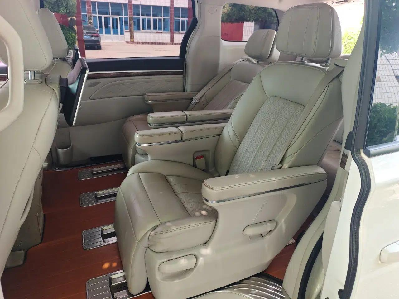 GAC Trumpchi M8 2018 320T Flagship Edition — миниатюра 17