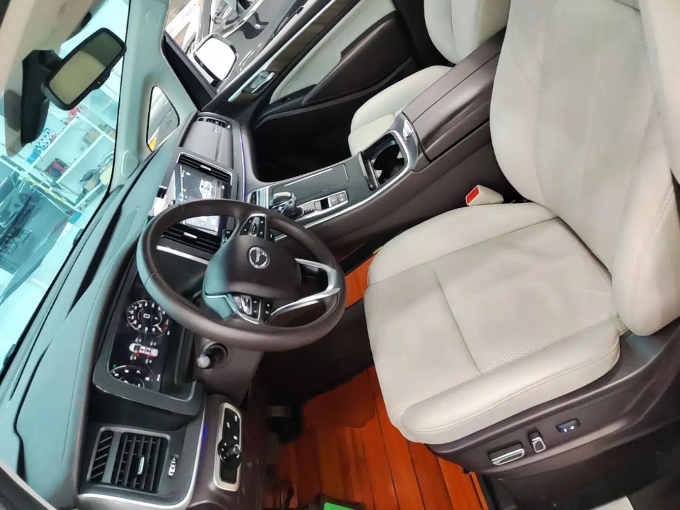 GAC Trumpchi M8 2023 Lingxiu Series 390T Prestige Edition — миниатюра 17