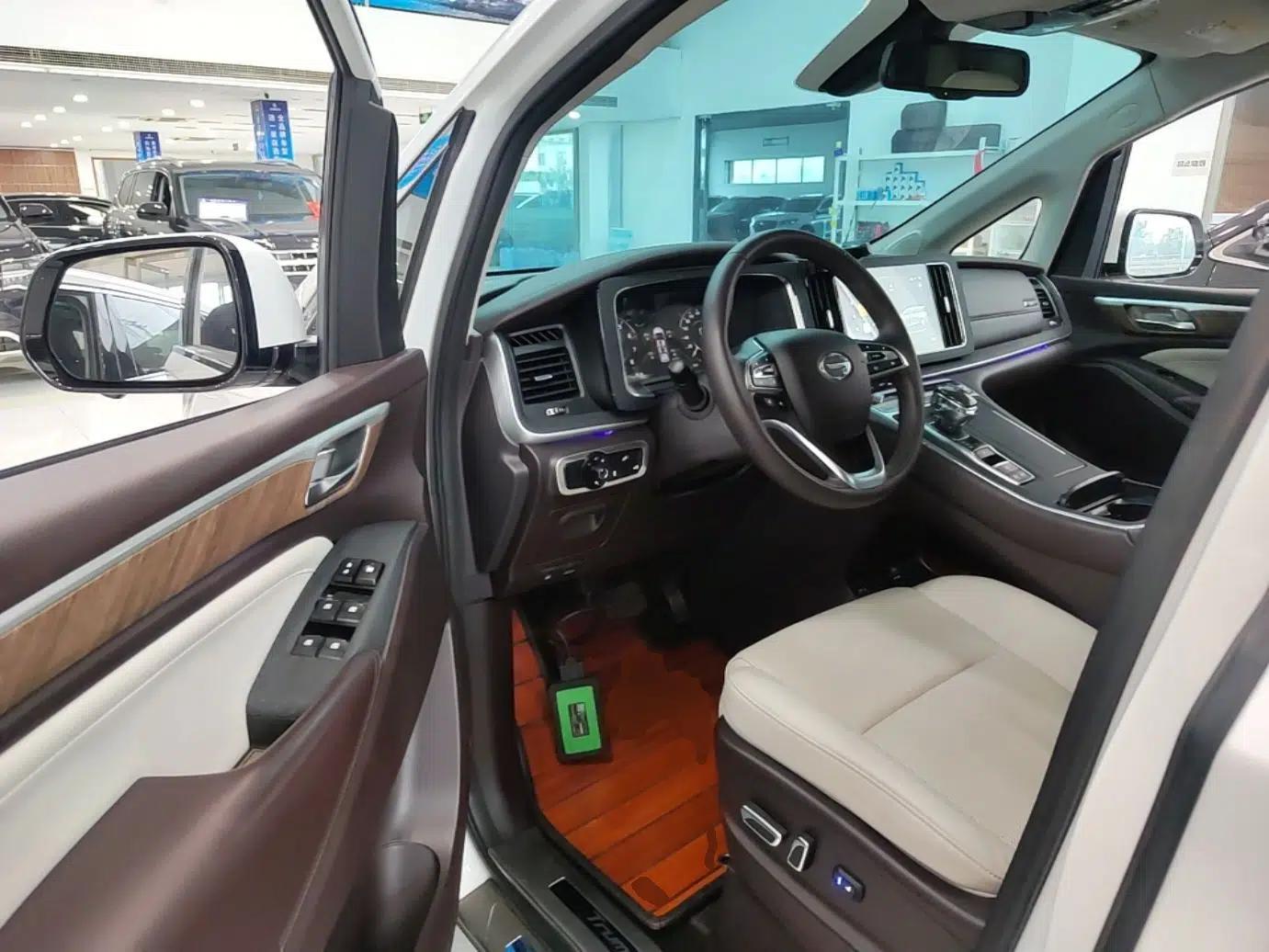 GAC Trumpchi M8 2023 Lingxiu Series 390T Prestige Edition — миниатюра 18