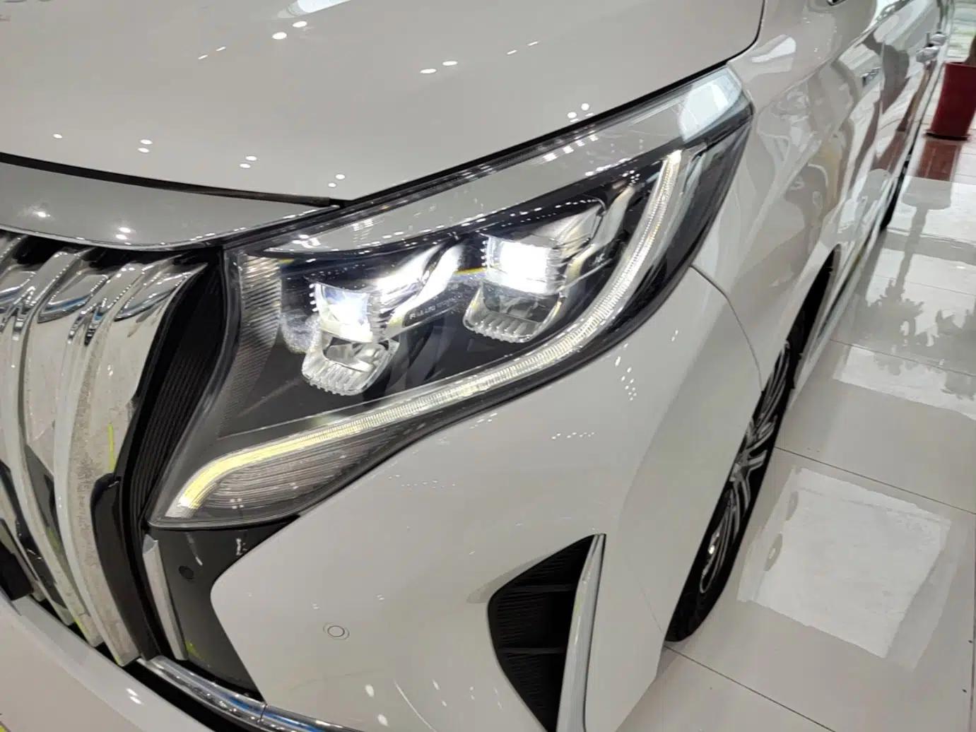 GAC Trumpchi M8 2023 Lingxiu Series 390T Prestige Edition — миниатюра 8