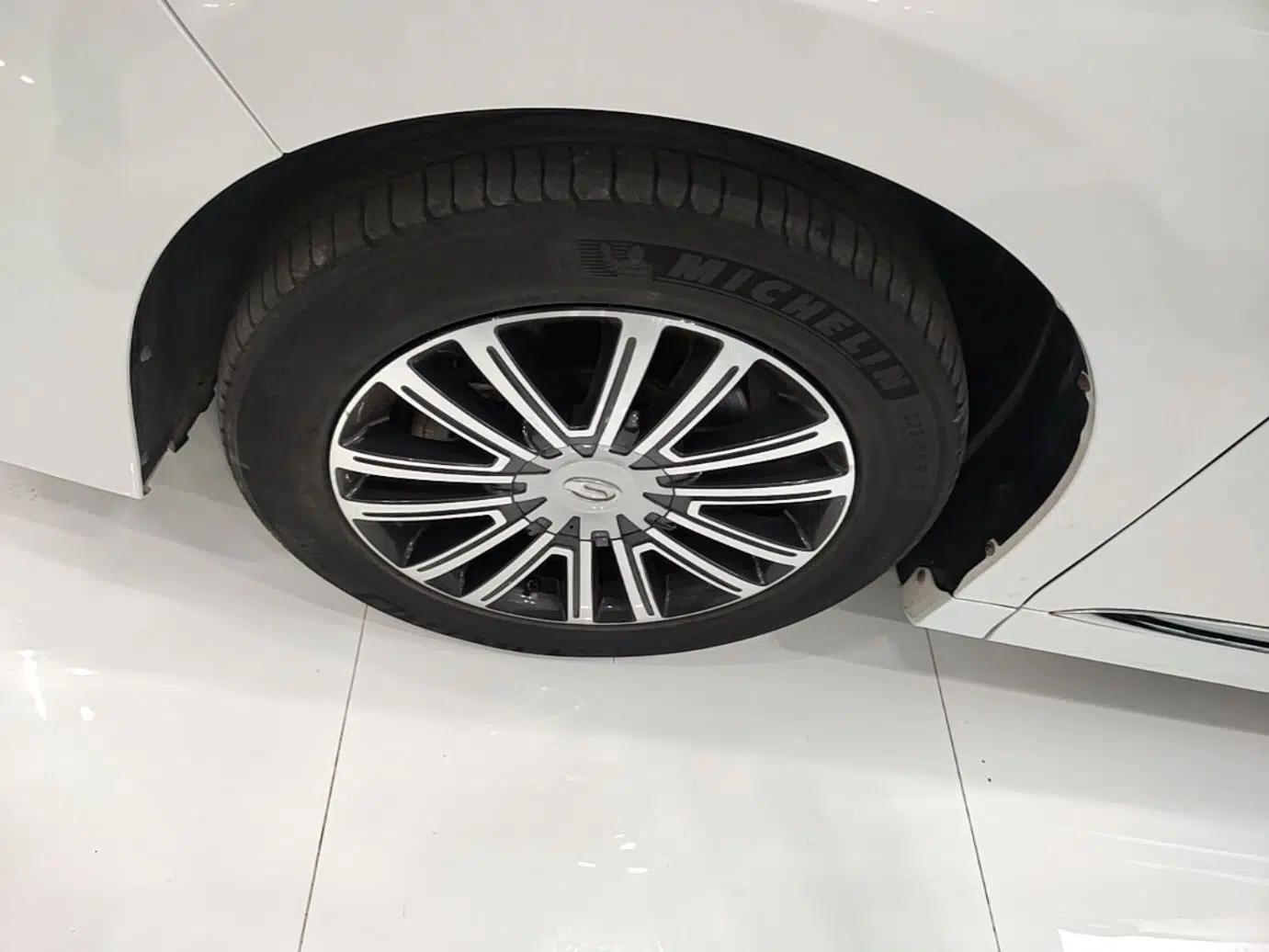 GAC Trumpchi M8 2023 Lingxiu Series 390T Prestige Edition — миниатюра 10