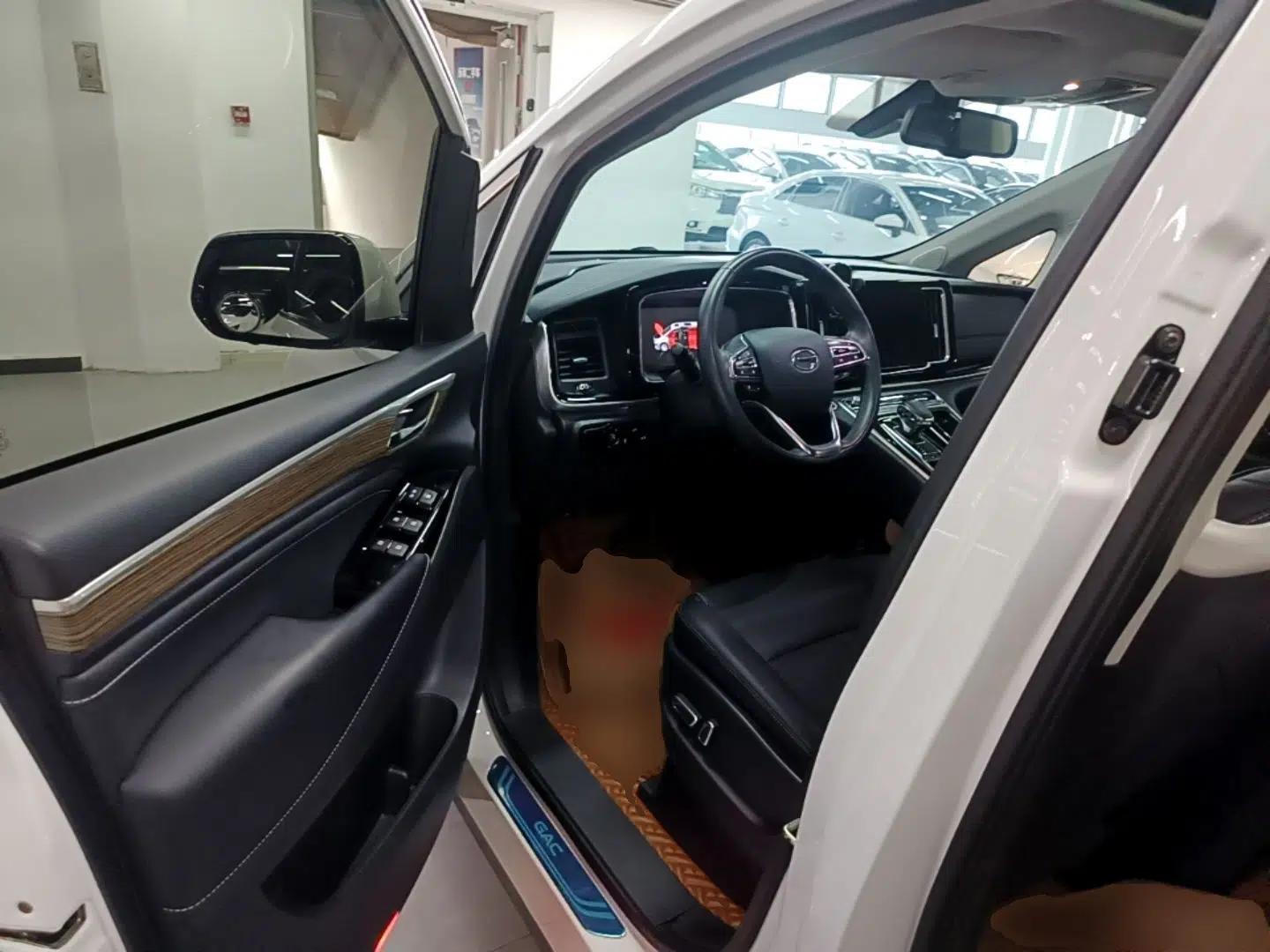 GAC Trumpchi M8 2023 Lingxiu Series 390T Prestige Edition — миниатюра 23