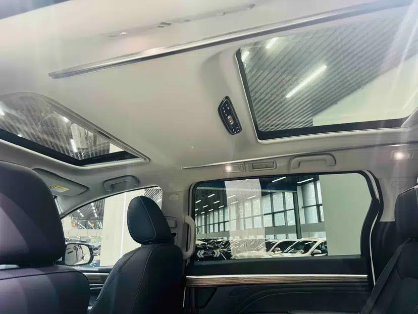 GAC Trumpchi M8 2023 Lingxiu Series 390T Prestige Edition — миниатюра 26