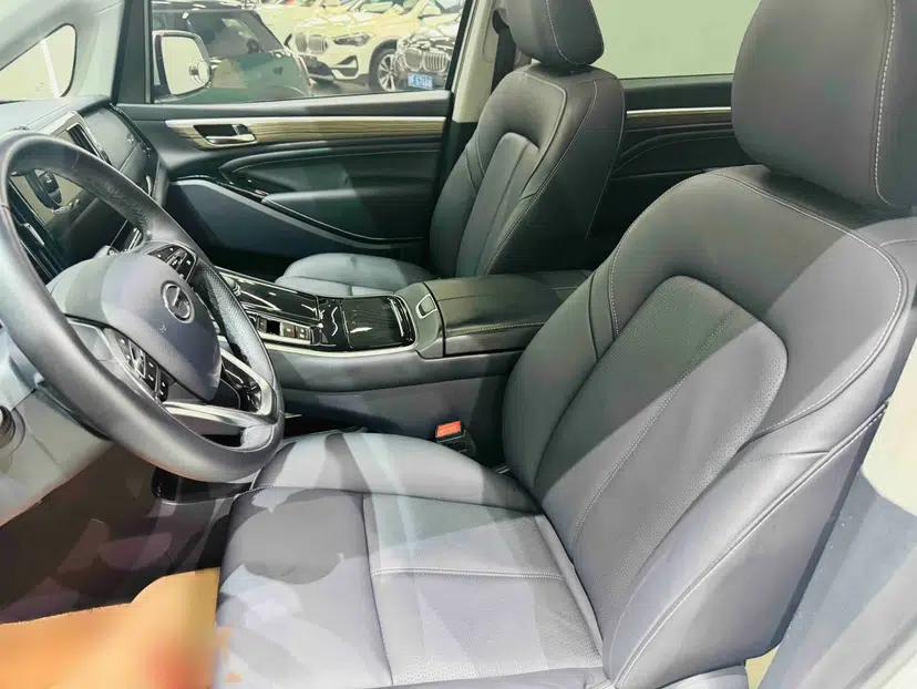 GAC Trumpchi M8 2023 Lingxiu Series 390T Prestige Edition — миниатюра 29