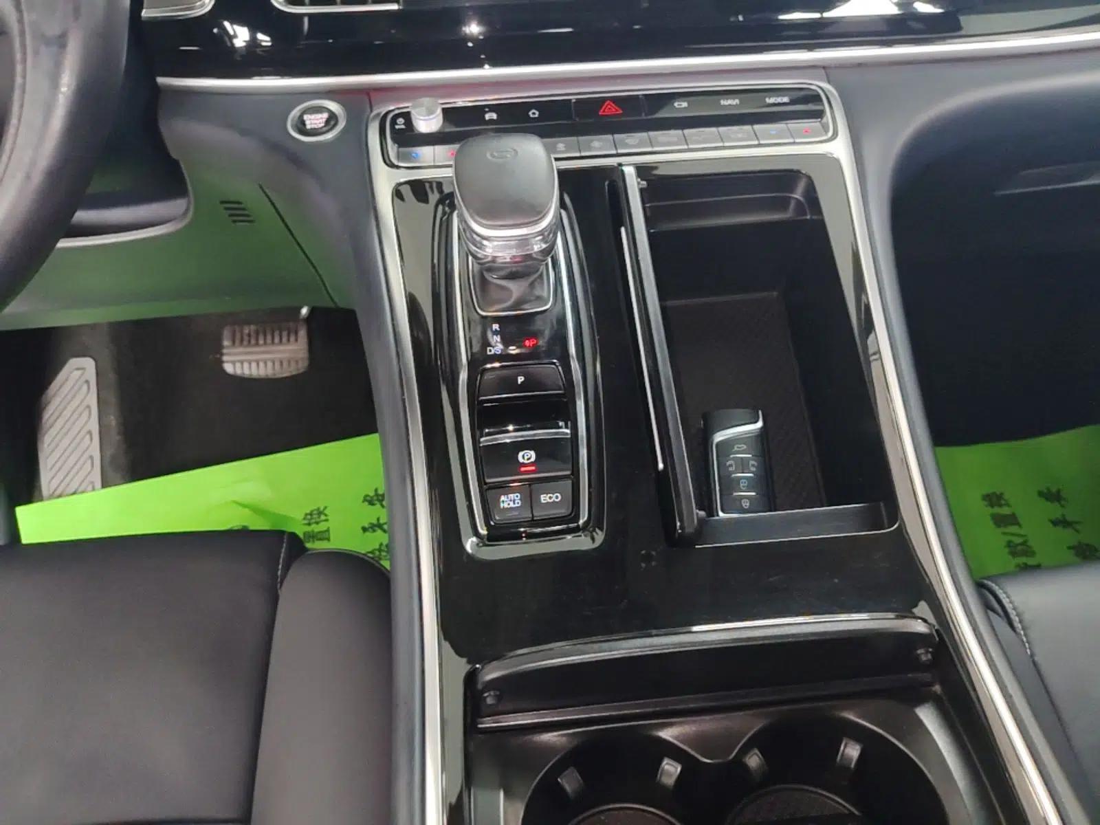 GAC Trumpchi M8 2023 Lingxiu Series 390T Prestige Edition — миниатюра 16
