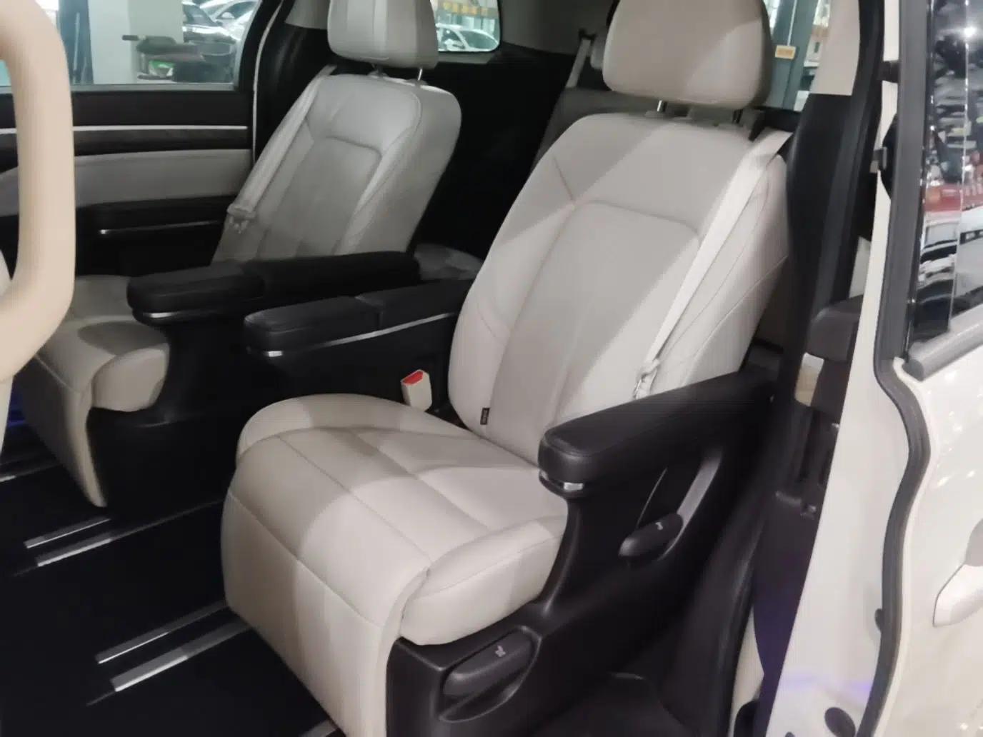GAC Trumpchi M8 2021 Lingxiu Series 390T Deluxe Edition — миниатюра 20