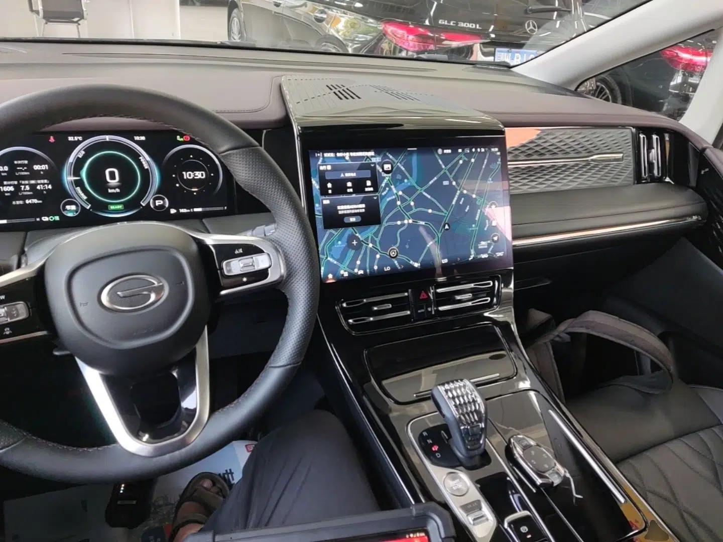 GAC Trumpchi M8 2024 Master Series Super Hybrid Edition — миниатюра 17