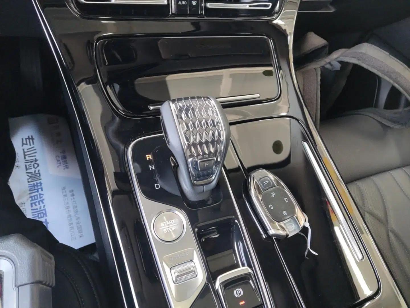 GAC Trumpchi M8 2024 Master Series Super Hybrid Edition — миниатюра 21