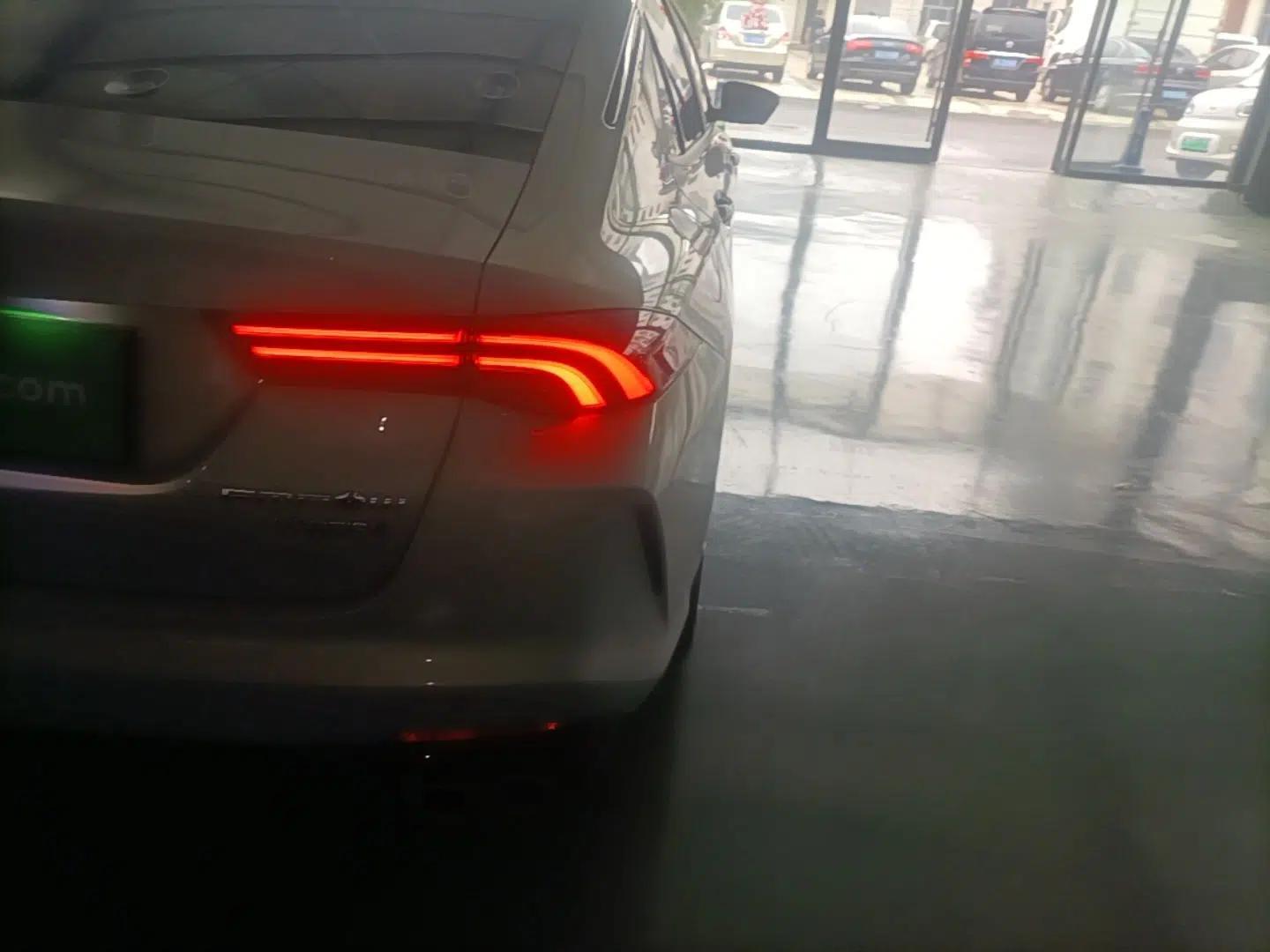 GAC Trumpchi EMPOW 2023 Shadow Leopard H Smart Hybrid Edition — миниатюра 9