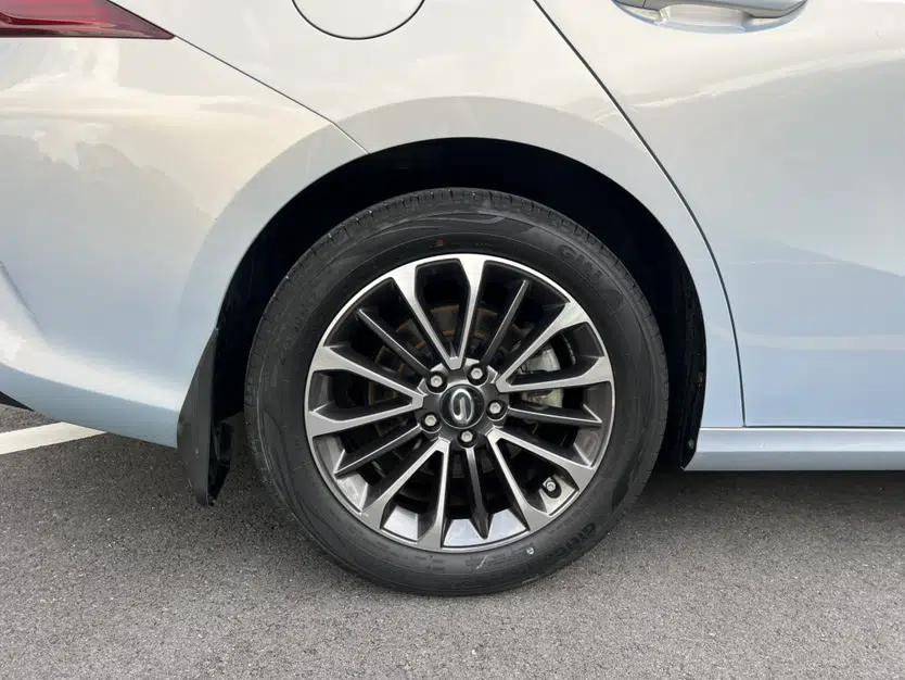 GAC Trumpchi EMPOW 2023 Shadow Leopard H High-Energy Hybrid Edition — миниатюра 17