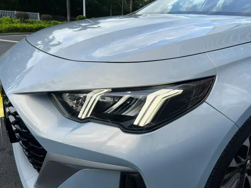 GAC Trumpchi EMPOW 2023 Shadow Leopard H High-Energy Hybrid Edition — миниатюра 8