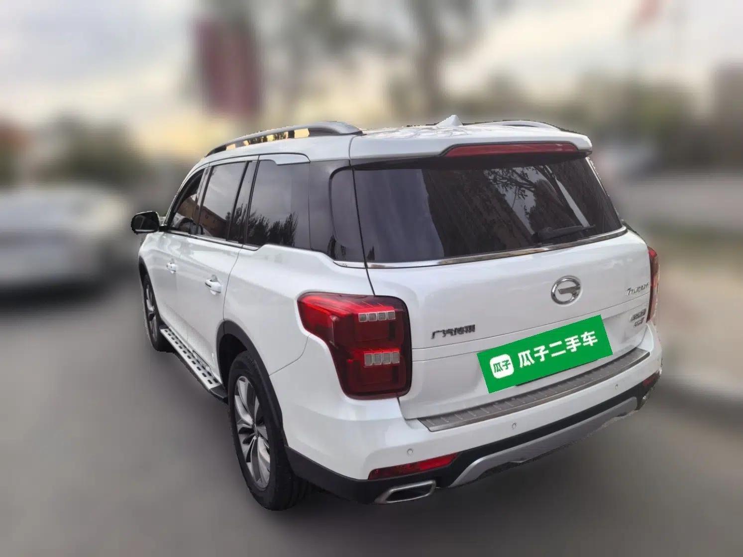 GAC Trumpchi GS8 2017 320T Two-Wheel Drive Luxury Smart Connectivity Version (7 Seats) — миниатюра 4