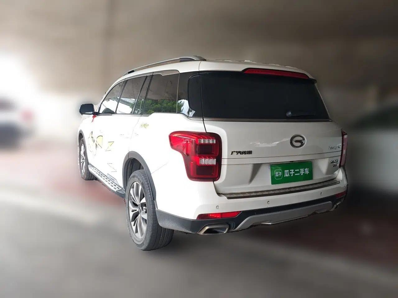 GAC Trumpchi GS8 2017 320T Two-Wheel Drive Luxury Smart Connectivity Version (7 Seats) — миниатюра 4