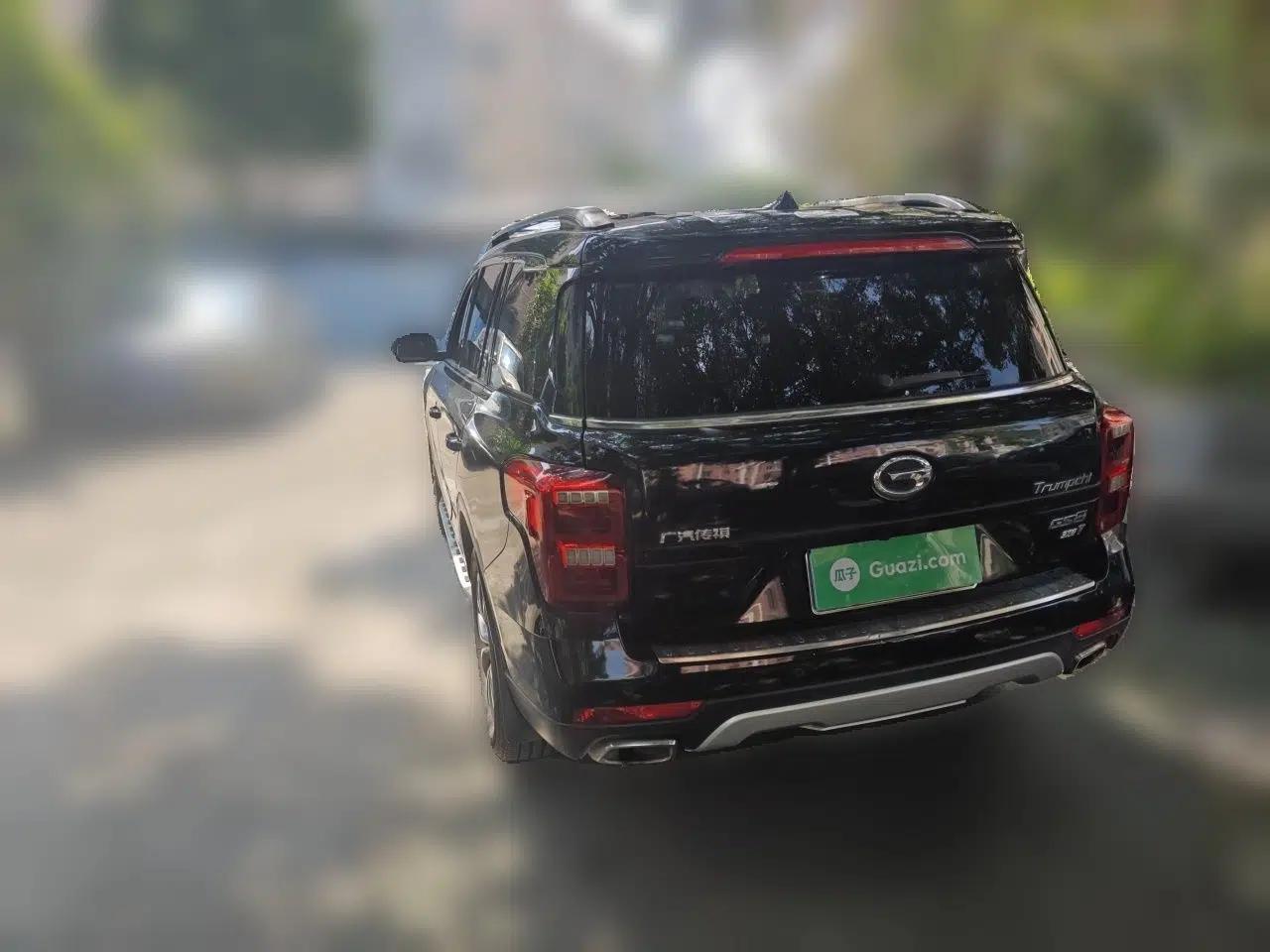 GAC Trumpchi GS8 2017 320T Two-Wheel Drive Luxury Smart Connectivity Version (7 Seats) — миниатюра 4