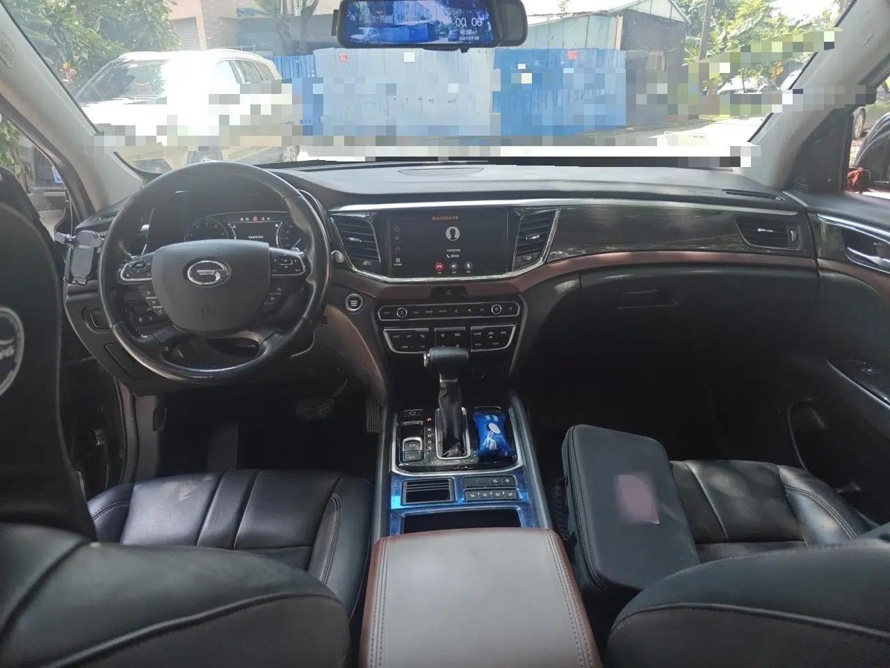 GAC Trumpchi GS8 2017 320T Two-Wheel Drive Luxury Smart Connectivity Version (7 Seats) — миниатюра 9