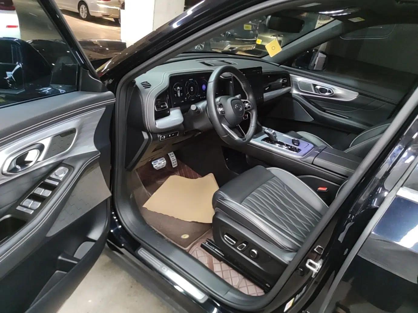 GAC Trumpchi GS8 2024 Linghang Series 2.0 TGDI Four-Wheel Drive Luxury Smart Connectivity Version — миниатюра 18