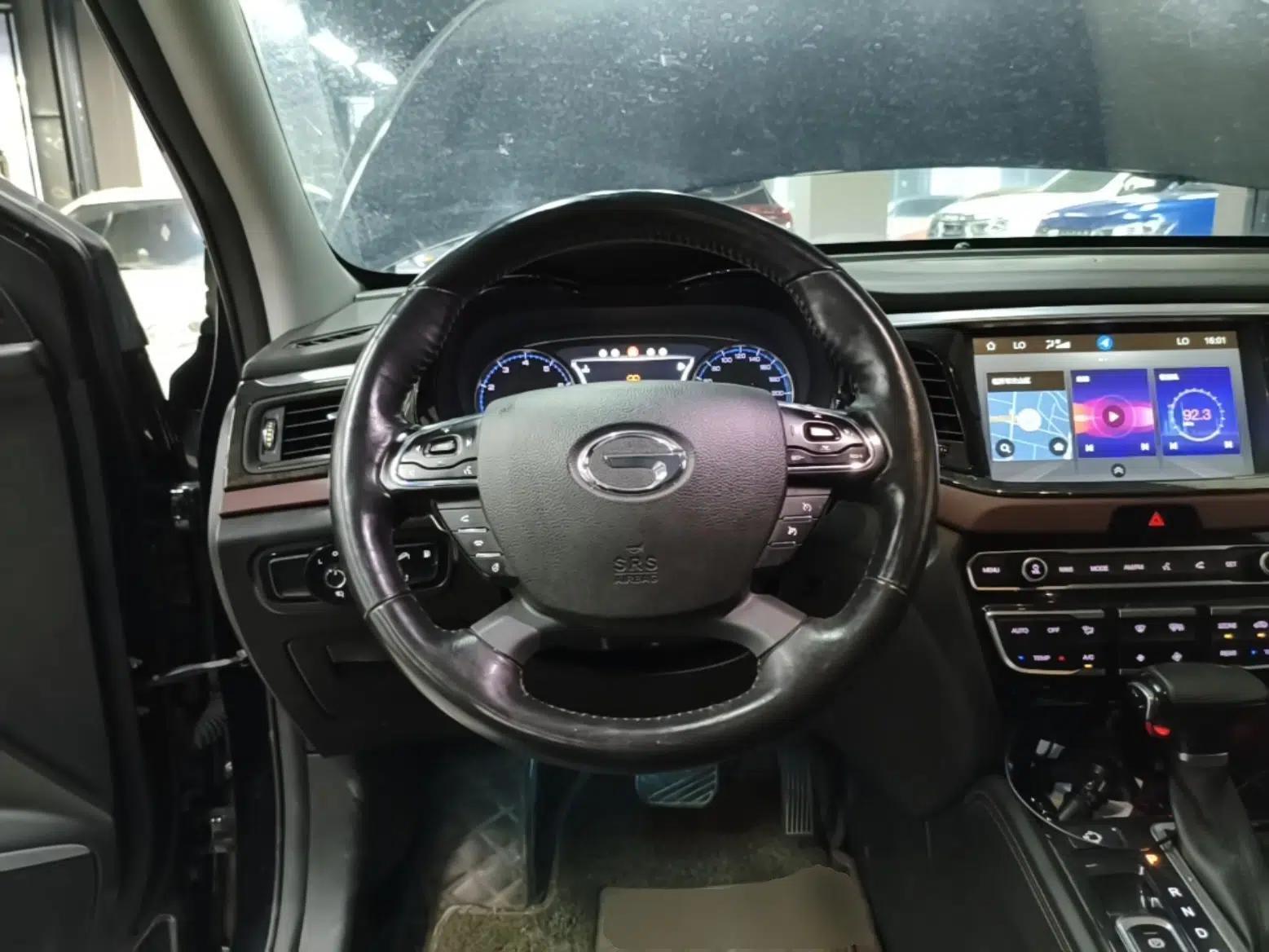 GAC Trumpchi GS8 2017 320T Two-Wheel Drive Luxury Smart Connectivity Version (7 Seats) — миниатюра 18