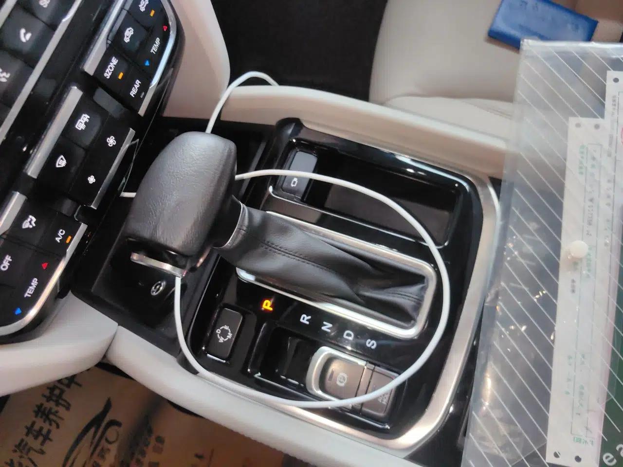 GAC Trumpchi GS8 2017 320T Two-Wheel Drive Prestige Version (7 Seats) — миниатюра 14