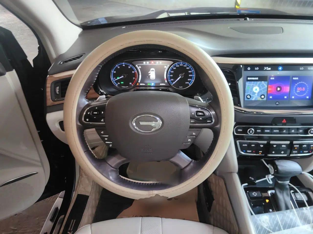 GAC Trumpchi GS8 2017 320T Two-Wheel Drive Prestige Version (7 Seats) — миниатюра 10