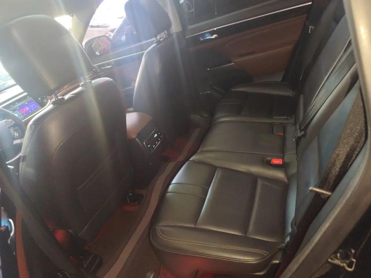 GAC Trumpchi GS8 2019 390T Two-Wheel Drive Luxury Smart Connectivity Version (7 Seats) — миниатюра 17