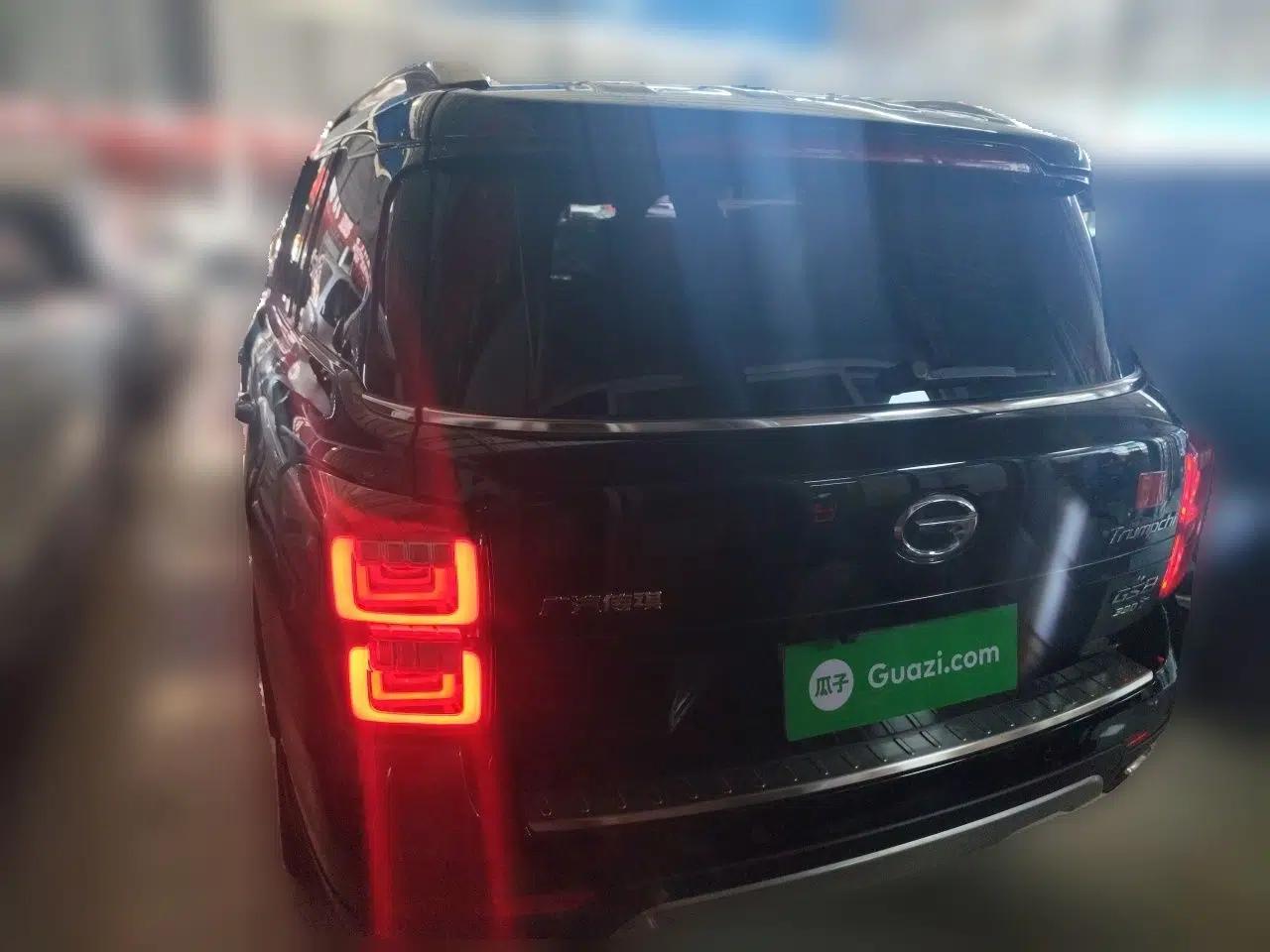 GAC Trumpchi GS8 2019 390T Two-Wheel Drive Luxury Smart Connectivity Version (7 Seats) — миниатюра 4