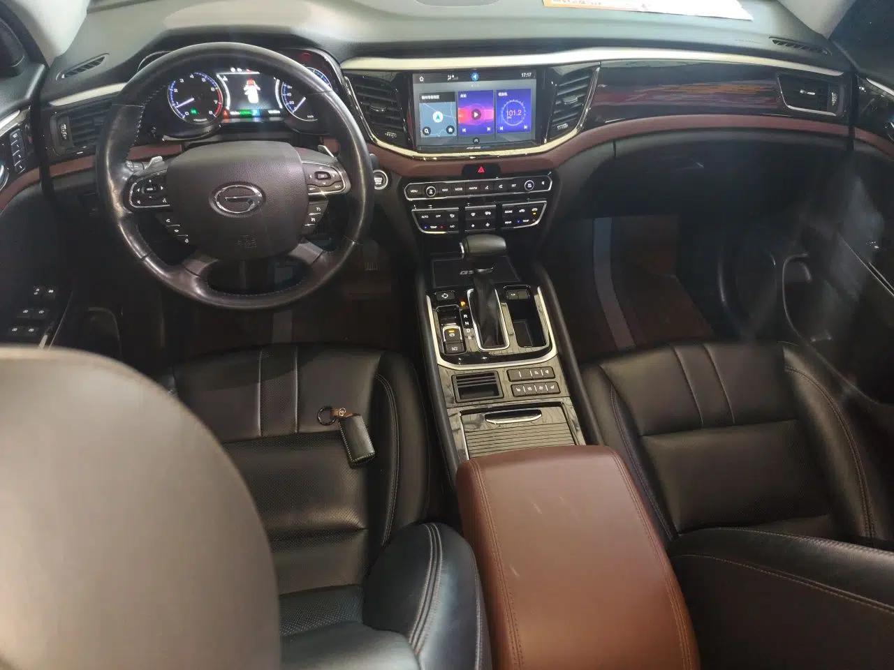 GAC Trumpchi GS8 2019 390T Two-Wheel Drive Luxury Smart Connectivity Version (7 Seats) — миниатюра 9