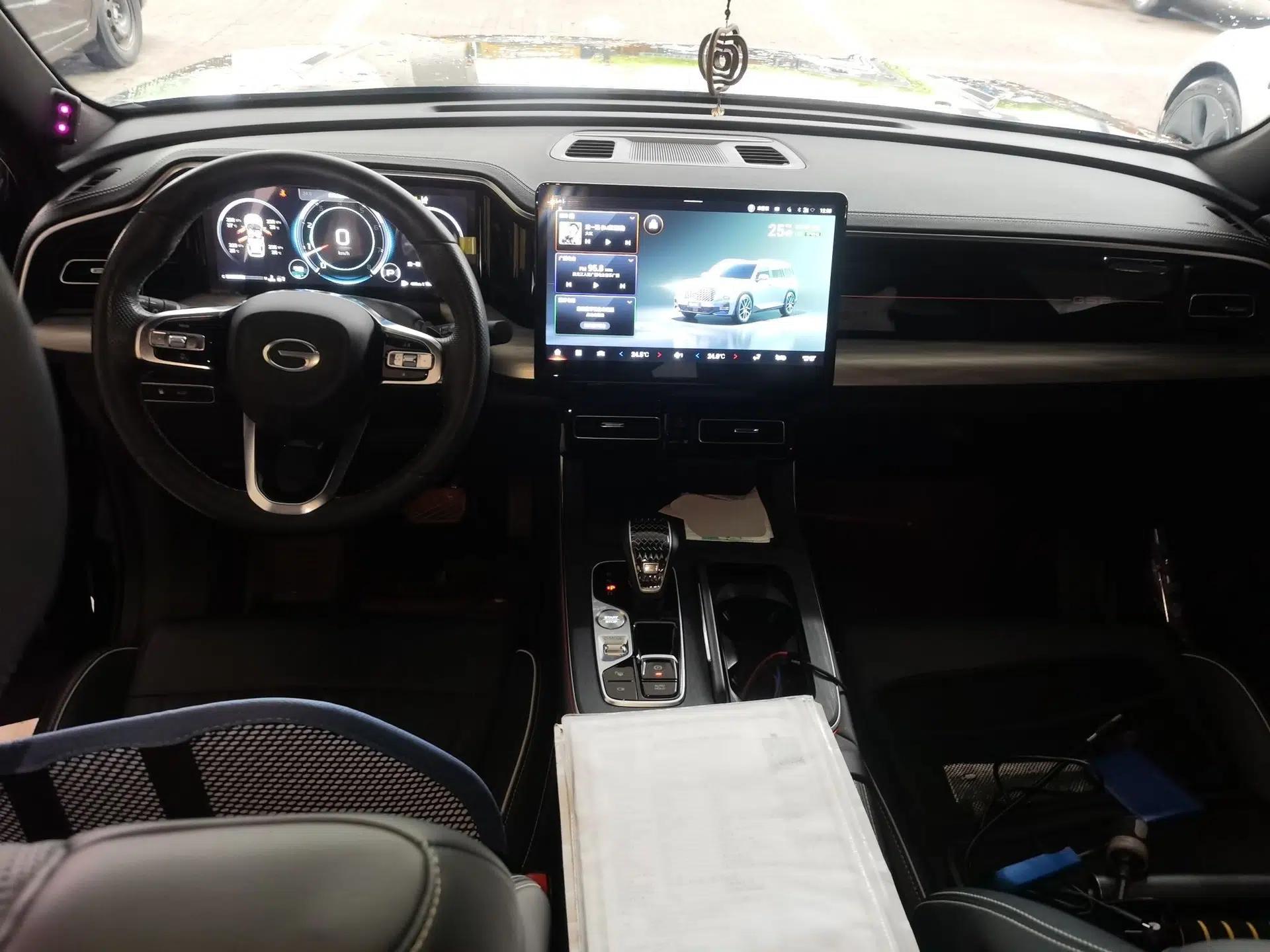 GAC Trumpchi GS8 2022 Flagship Series 2.0 TGDI Two-Wheel-Drive Prestige Edition (7 Seats) — миниатюра 9