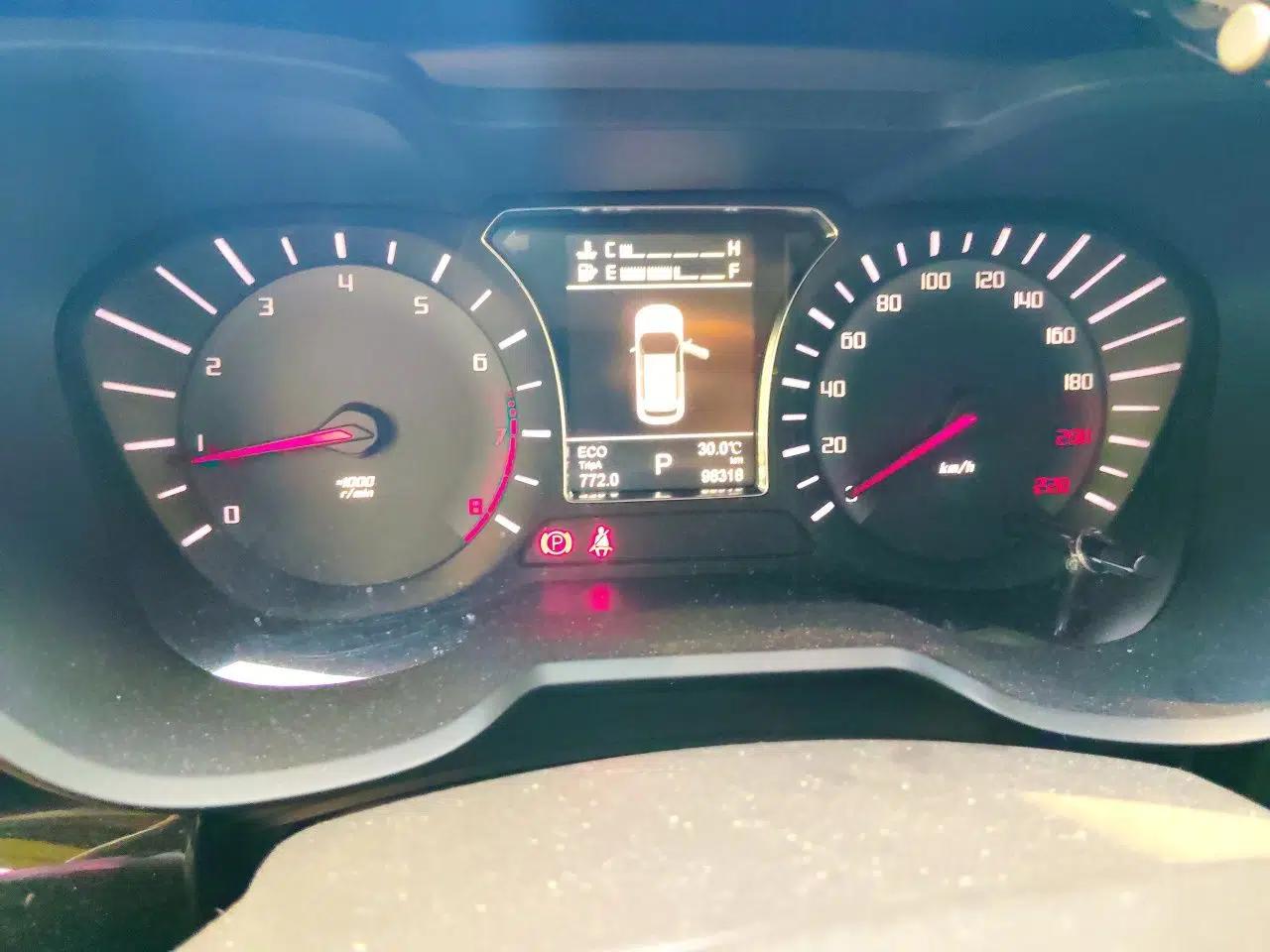 GAC Trumpchi GS4 2017 235T Automatic Two-Wheel Drive Luxury Smart Connectivity Version — миниатюра 11