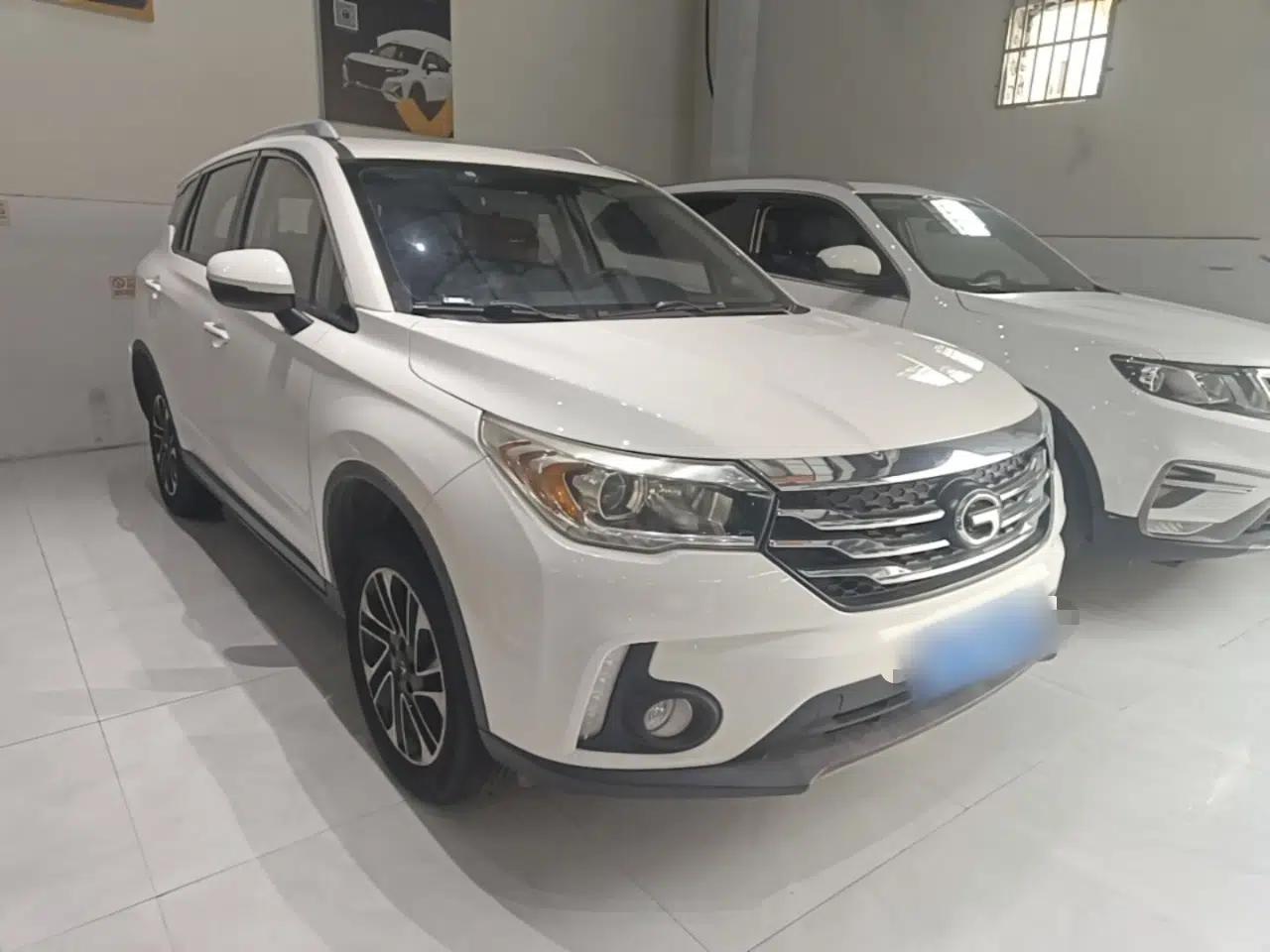GAC Trumpchi GS4 2017 200T G-DCT Two-Wheel Drive Elite Edition — миниатюра 3