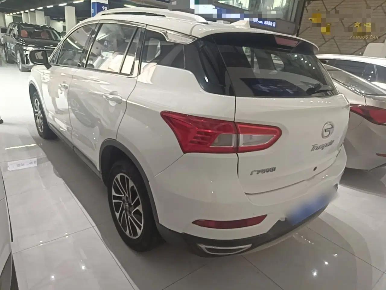 GAC Trumpchi GS4 2017 200T G-DCT Two-Wheel Drive Elite Edition — миниатюра 4