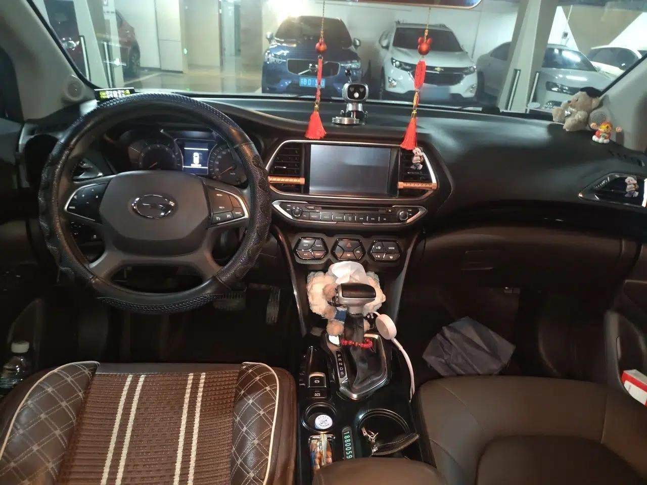 GAC Trumpchi GS4 2017 235T Automatic Two-Wheel Drive Elite Edition — миниатюра 9