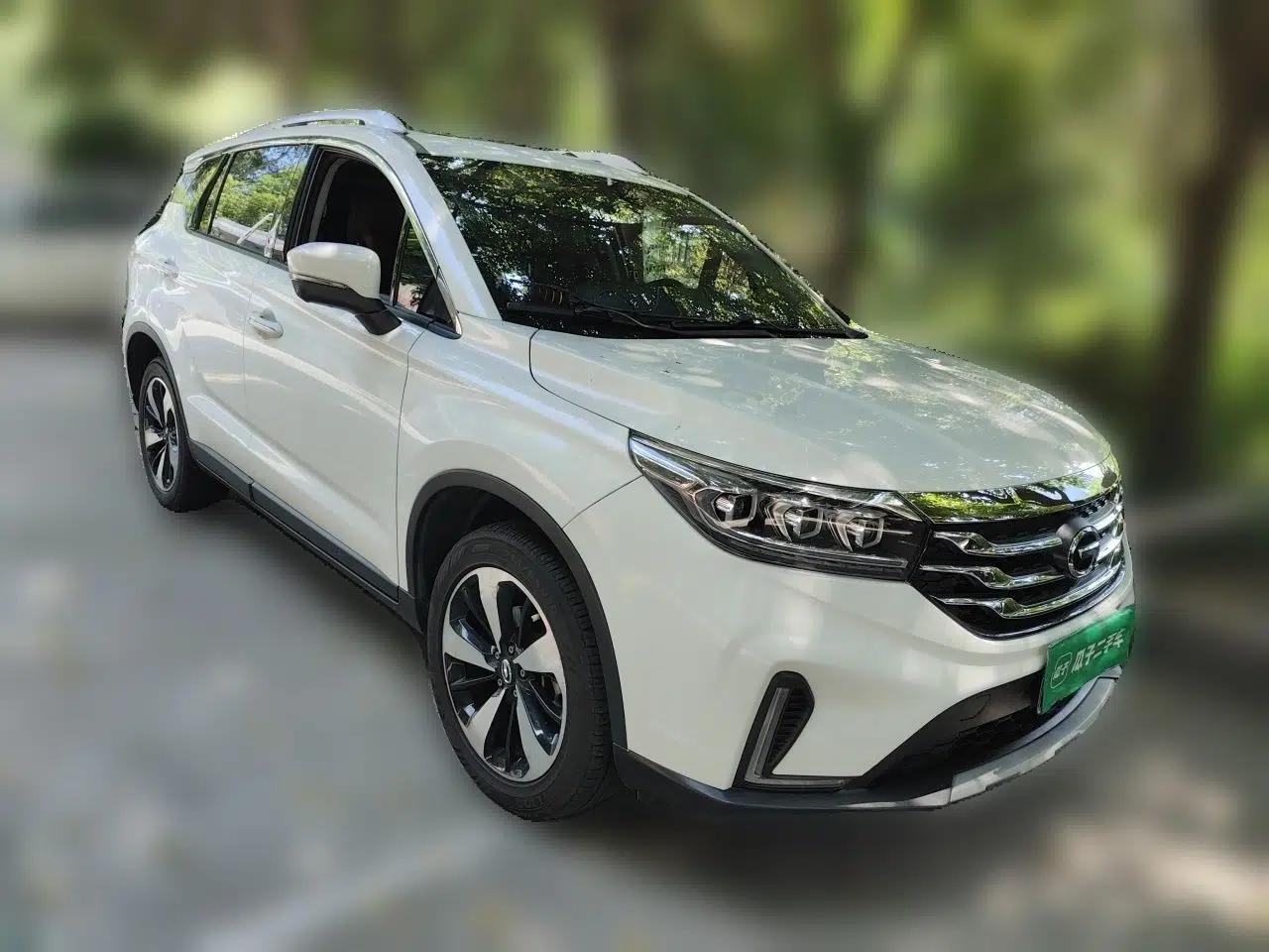 GAC Trumpchi GS4 2019 270T Automatic Two-Wheel Drive Luxury Smart Connectivity Model — миниатюра 3