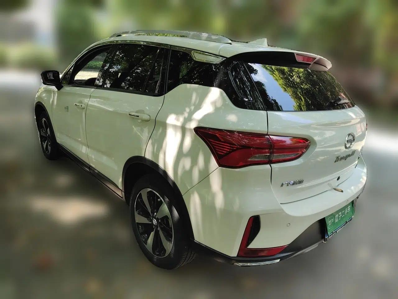GAC Trumpchi GS4 2019 270T Automatic Two-Wheel Drive Luxury Smart Connectivity Model — миниатюра 4
