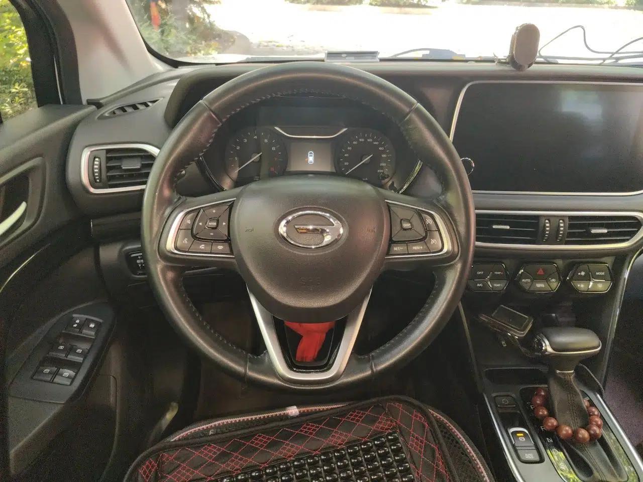 GAC Trumpchi GS4 2019 270T Automatic Two-Wheel Drive Luxury Smart Connectivity Model — миниатюра 10