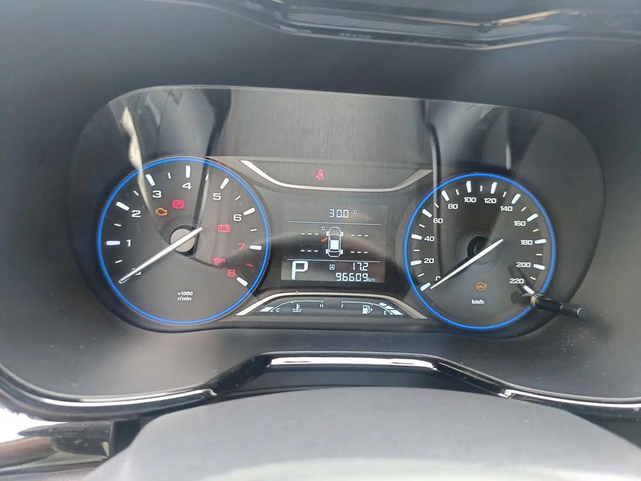 GAC Trumpchi GS4 2018 235T Automatic Two-Wheel Drive Luxury Smart Connectivity Millionth Anniversary Edition — миниатюра 11