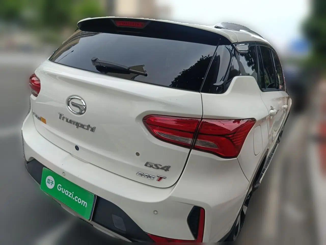 GAC Trumpchi GS4 2018 235T Automatic Two-Wheel Drive Luxury Smart Connectivity Millionth Anniversary Edition — миниатюра 6