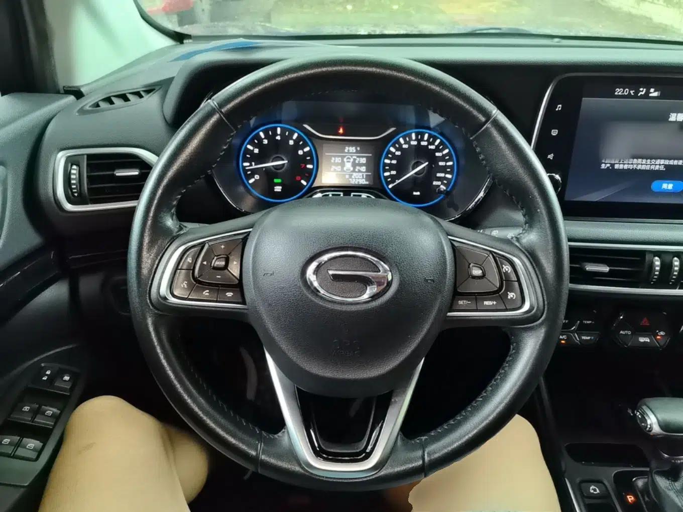 GAC Trumpchi GS4 2019 270T Automatic Two-Wheel Drive Luxury Smart Connectivity Model — миниатюра 22