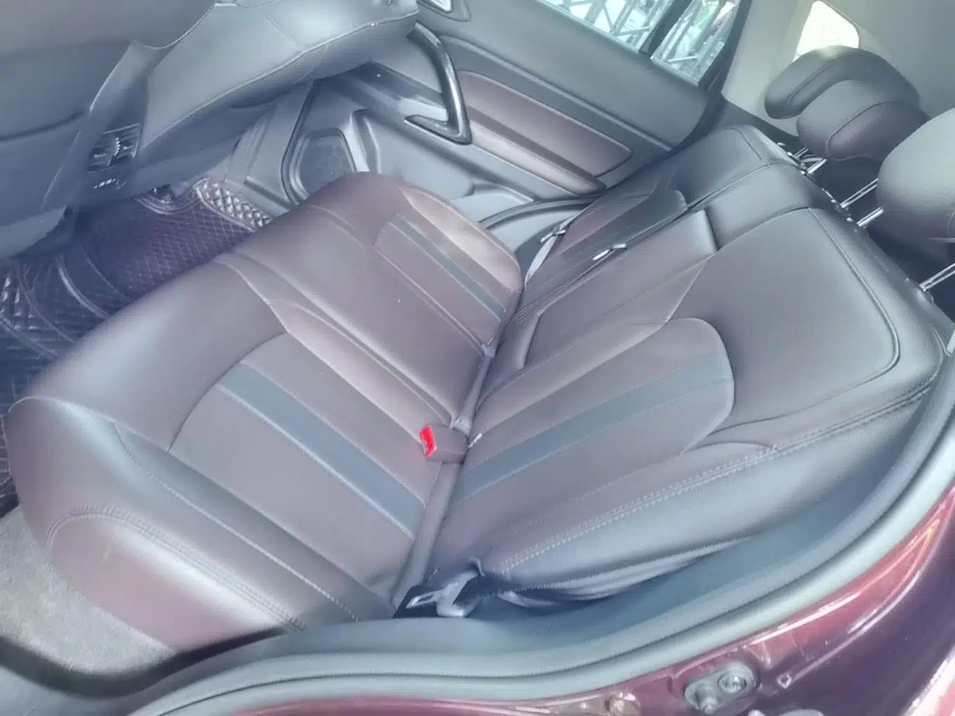 GAC Trumpchi GS4 2019 270T Automatic Two-Wheel Drive Luxury Smart Connectivity Model — миниатюра 29