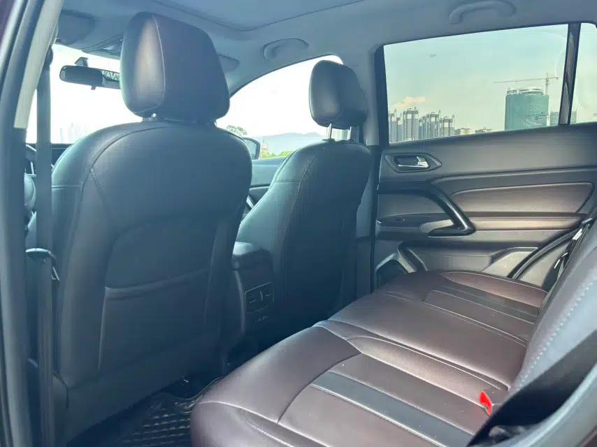 GAC Trumpchi GS4 2019 270T Automatic Two-Wheel Drive Luxury Smart Connectivity Model — миниатюра 35