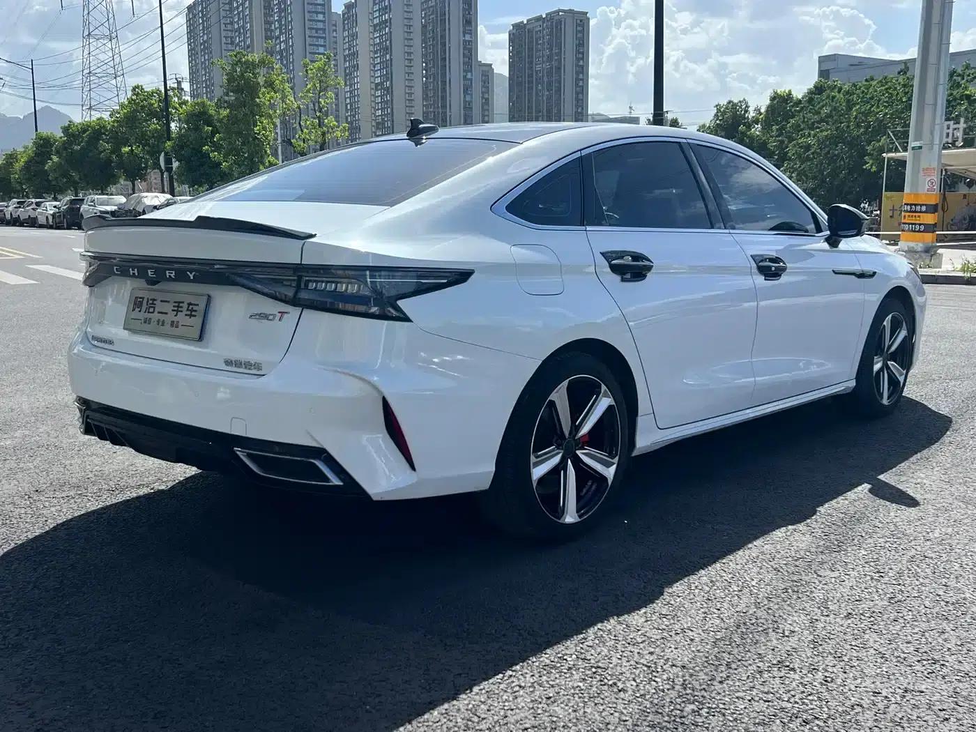 Chery Arrizo 8 2022 1.6T DCT Premium — миниатюра 21