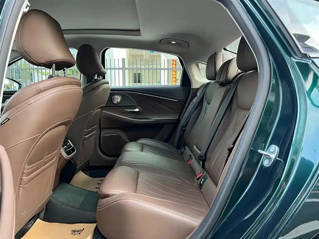 Chery Arrizo 8 2023 High-Performance Edition 2.0T DCT — миниатюра 4