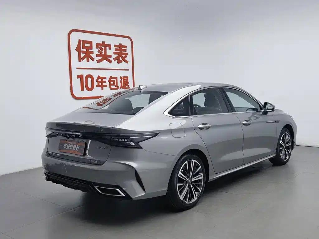 Chery Arrizo 8 2022 1.6T DCT Elegance — миниатюра 2